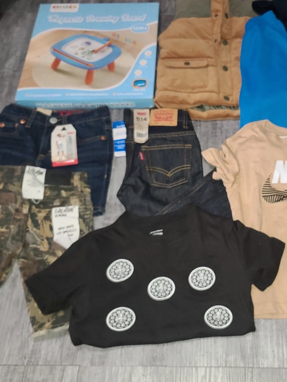 Lot of Boys Designer size 4/5 Nike,  Levis, Tommy Bahama, Spider Man, Evolution